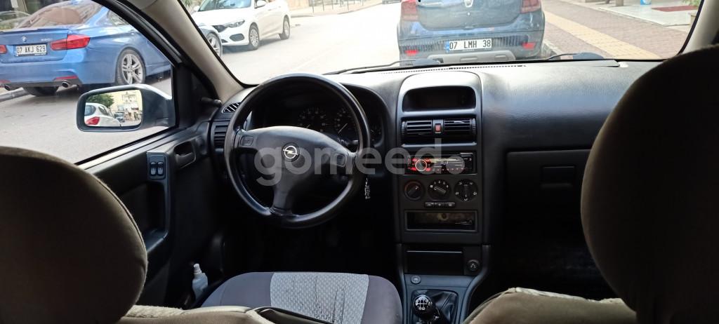 2005 Opel Astra hatchback Çelik jantlı BRC LPG ruhsata işli 176 bin kilometrede motor ve yürüyeni çok iyi