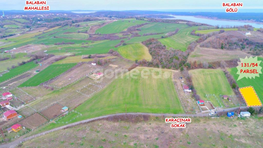 ARNAVUTKÖY BALABAN'DA YOLA CEPHE 244 M2 HAVAALANINA 10 DK