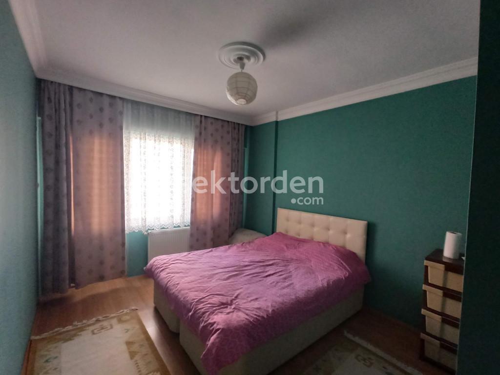 ÖZLÜCEDE BAKIMLI SATILIK DAİRE