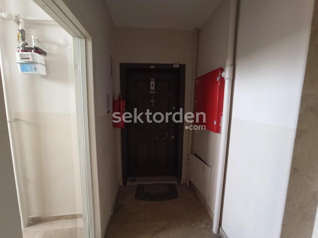 ÖZLÜCEDE BAKIMLI SATILIK DAİRE