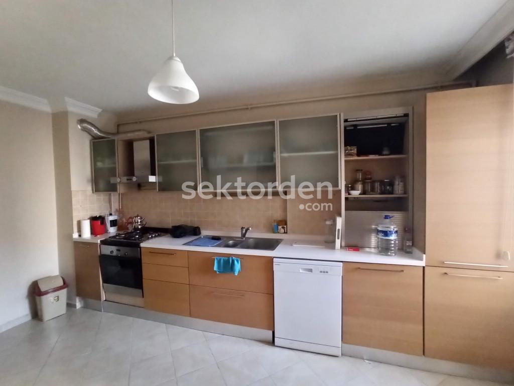 ÖZLÜCEDE BAKIMLI SATILIK DAİRE