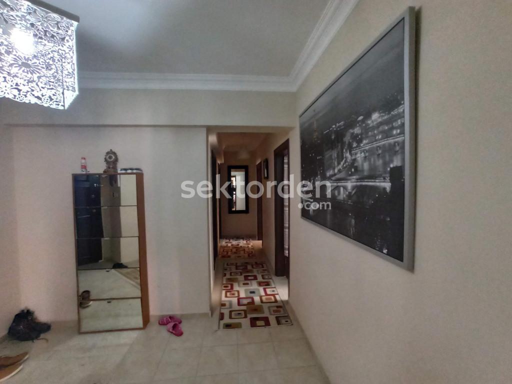 ÖZLÜCEDE BAKIMLI SATILIK DAİRE