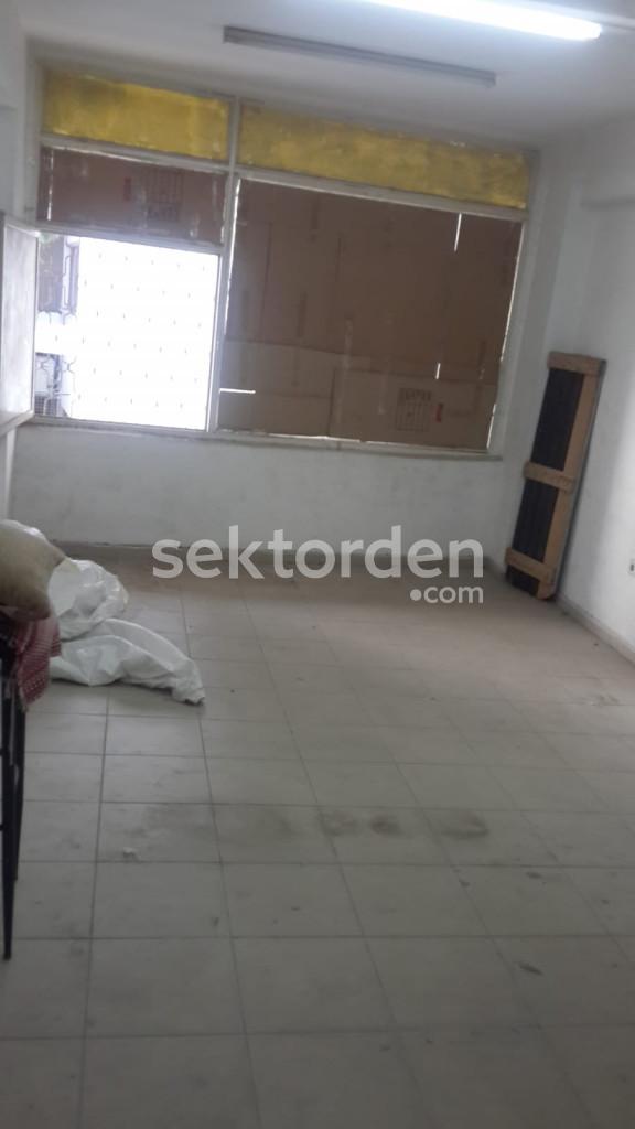 ANTALYA MURATPAŞA YÜZÜNCÜYIL BULVARINA PARELEL 160 M2 KİRALIK DÜKKAN