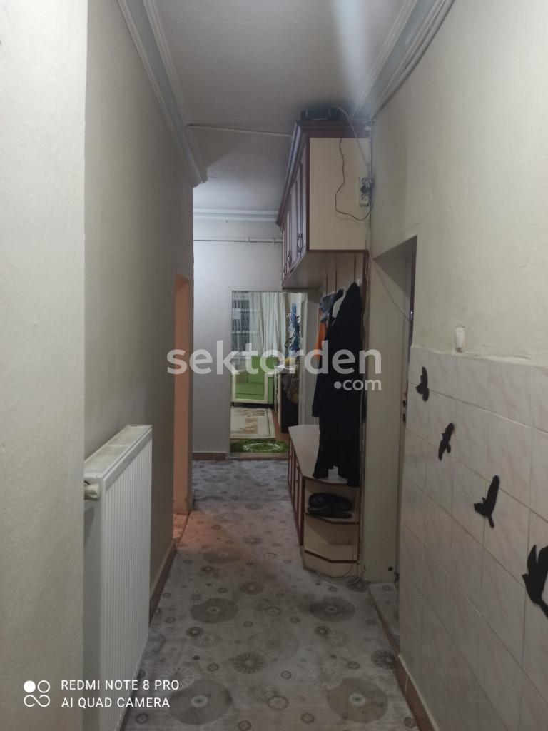 VİP EMLAK AJANSINDAN SELÇUKLU CUMHURİYET MAH. 3+1 SATILIK DAİRE