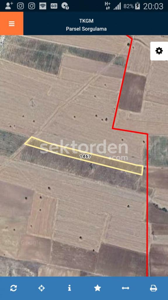 ISPARTA YALVAÇ İLEĞİ KÖYÜNDE SATILIK 15800 M2 ELMALIK