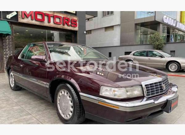 TR'DE TEK CADILLAC ELDORADO BORDO İÇİ BEJ HATASIZ