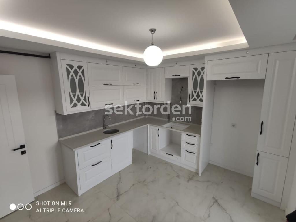 BAĞBAŞI MAH 3+1 130m2 SIFIR DAİRELER
