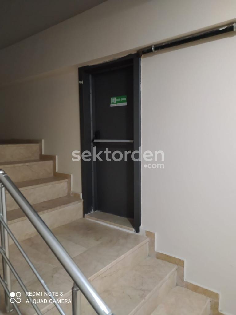 EMLAK WORKS'DEN SULTANBEYLİ'DE ACİL SATILIK 3+1 DAİRE