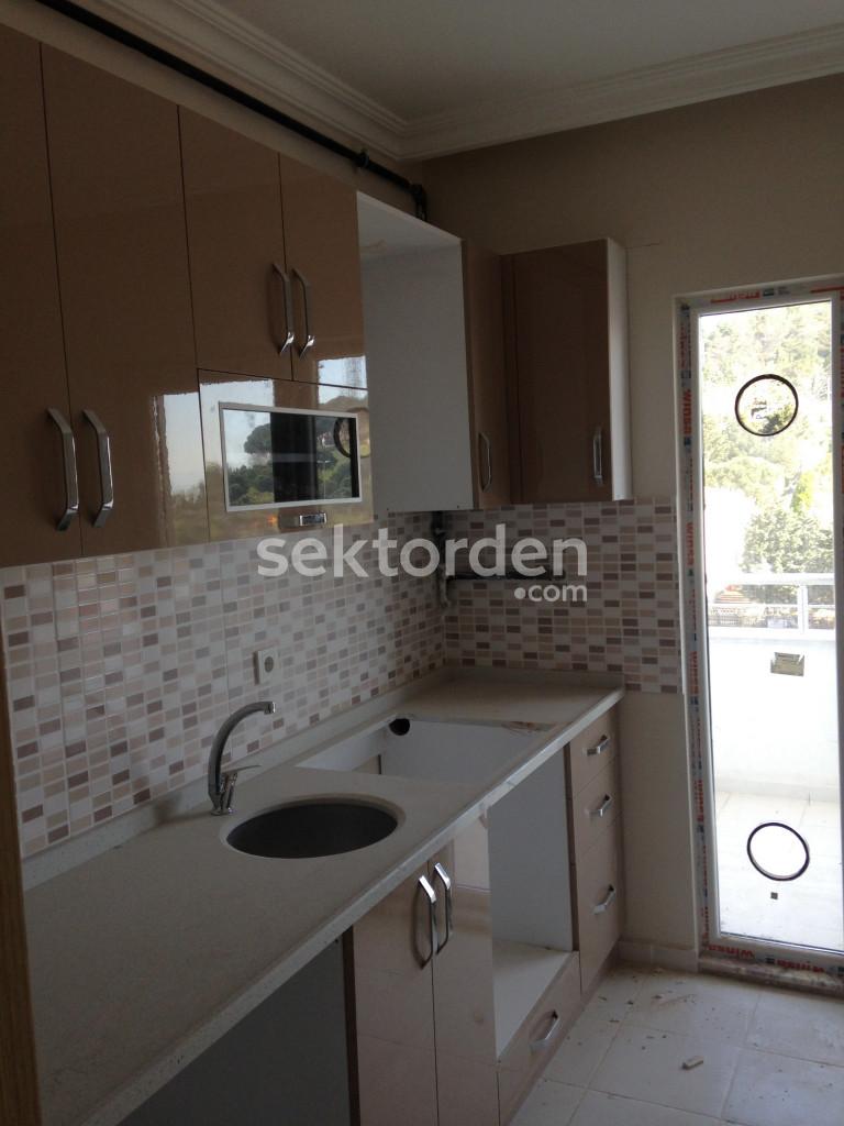 EMLAK WORKS ACİL!! PENDİK GÖZDAĞI'NA YAKIN DENİZ MANZARALI DAİRE