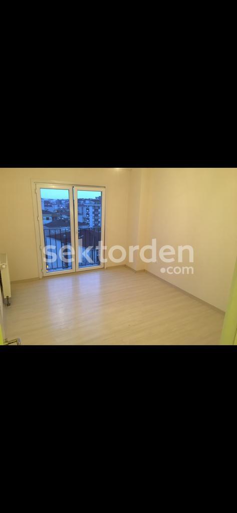 EMLAK WORKS'DEN PENDİK KURTKÖY'DE SATILIK 1+1