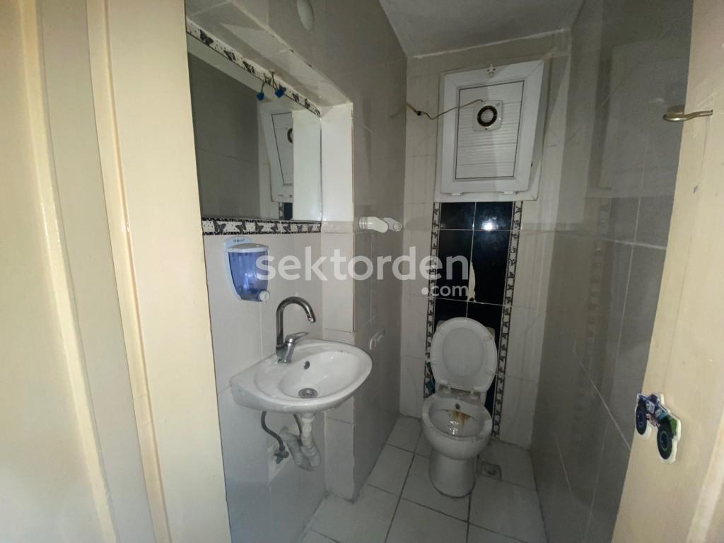 Konak 1.beyler Caddesinde Kiralık Ofis
