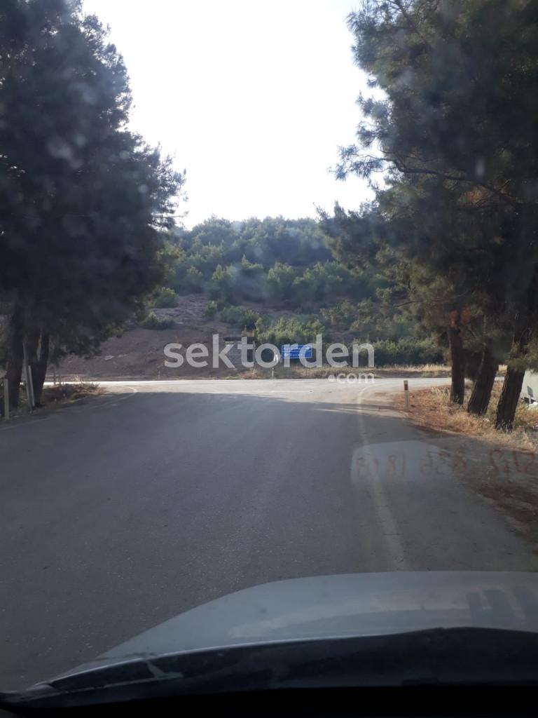 ANTALYA KORKUTELİ ÇOMAKLIDA SATILIK 1911 M2 TARLA İÇİNDE MÜZTAKİL EV