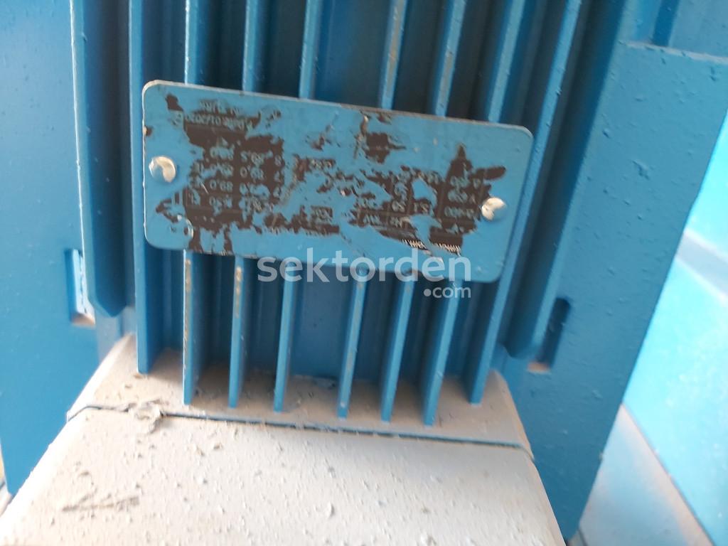 220 Ton Kauçuk Presi 2021 Model Otomasyonlu Tabla 700mm x 700mm Strok 400mm