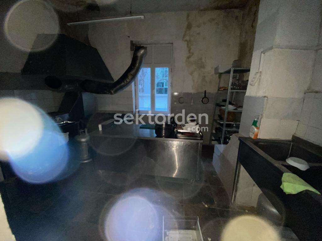 Cumhuriyet bulvarında topçunun sokagında devren kiralık batarlı yeni nesil meyhane