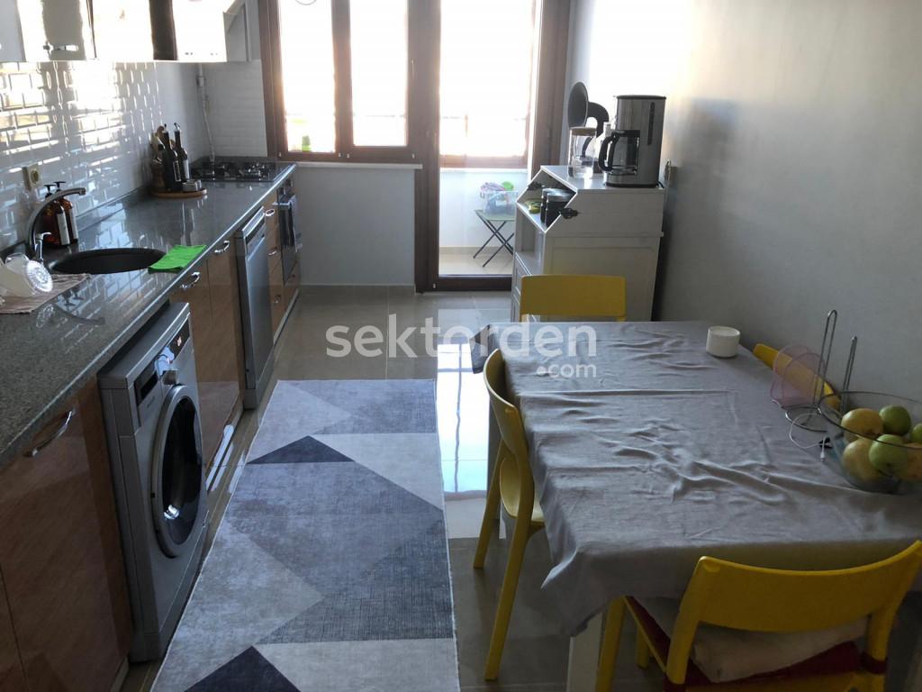 EMLAK WORKS'DEN ÇEKMEKÖY'DE 2+1 SATILIK DAİRE