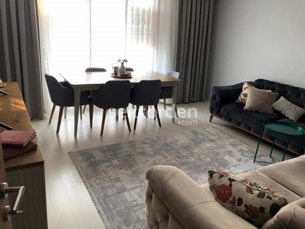 EMLAK WORKS'DEN ÇEKMEKÖY'DE 2+1 SATILIK DAİRE