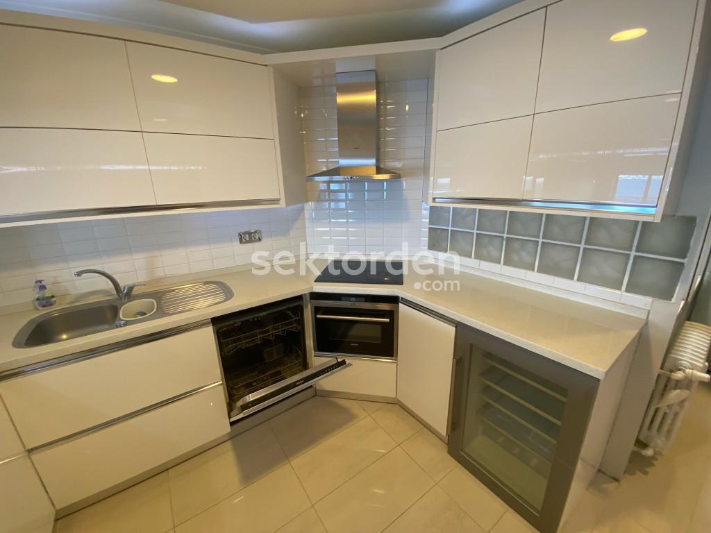Alsancak 1.Kordon da Deniz Manzaralı Ultra Lüx Kiralık Daire