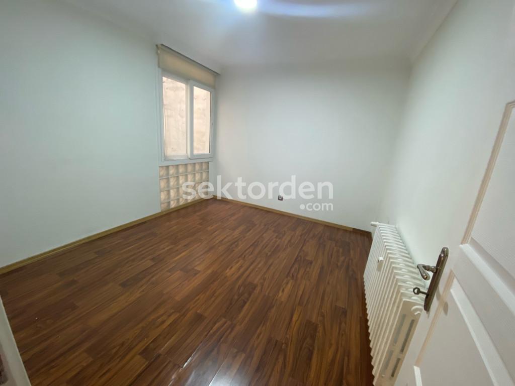 Alsancak 1.Kordon da Deniz Manzaralı Ultra Lüx Kiralık Daire