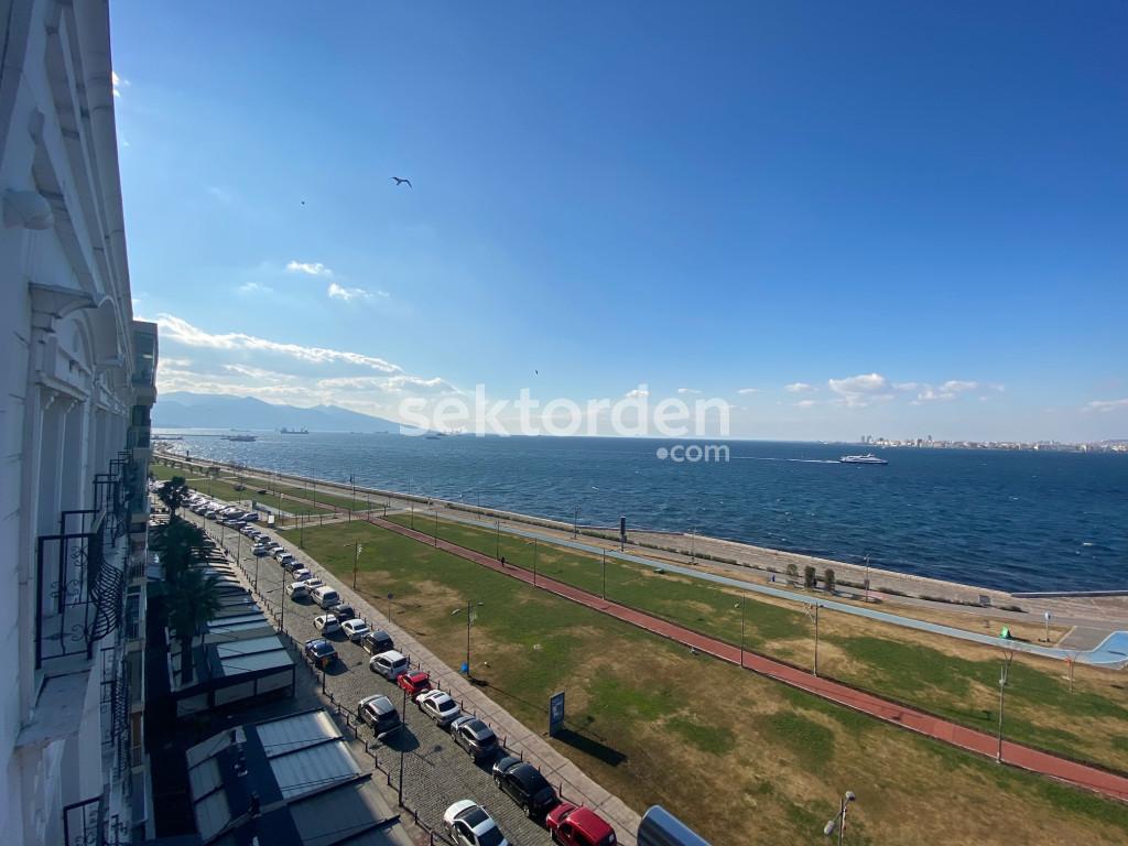 Alsancak 1.Kordon da Deniz Manzaralı Ultra Lüx Kiralık Daire