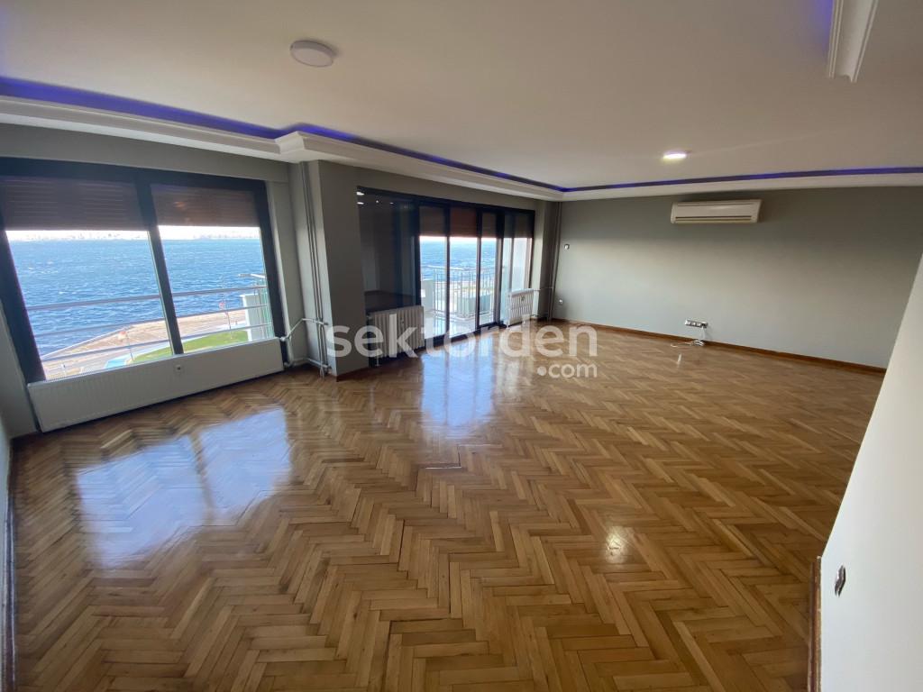 Alsancak 1.Kordon da Deniz Manzaralı Ultra Lüx Kiralık Daire