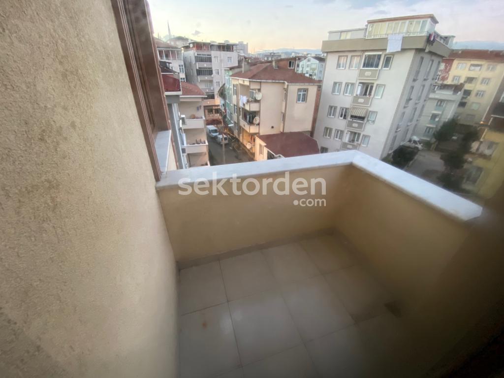 EMLAK WORKS'DEN PENDİK ESENLER'DE SATILIK 3+1 DAİRE