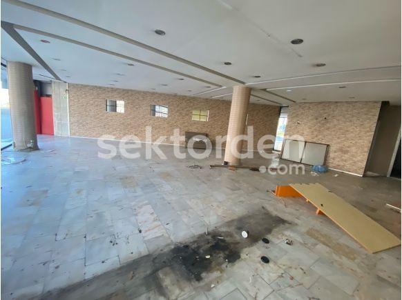 Kurumsal Firmalara Alsancak Basmane Meydanı 9 Eylül Fuar Karşısı Kiralık Dükkan