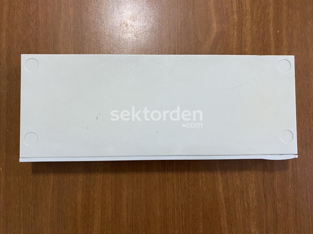 3COM Baseline Network Switch 2126-G - 26 Port 10/100/1000 3C16472