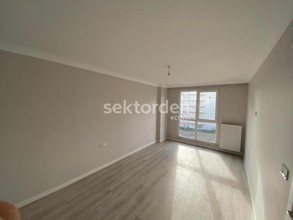 EMLAK WORKS'DEN SANCAKTEPE'DE SATILIK DAİRE