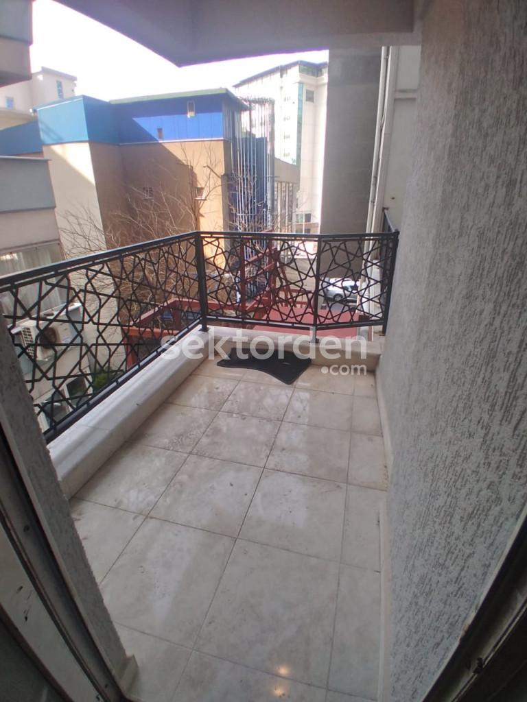 ACİL!! EMLAK WORKS'DEN MALTEPE'DE 2+1 SATILIK DAİRE