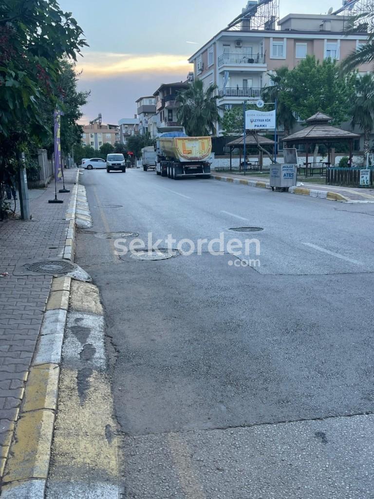 ANTALYA KEPEZ YENİEMEKTE SATILIK 125 M2 3+1 SATILIK EŞYALI GİRİŞ DAİRE