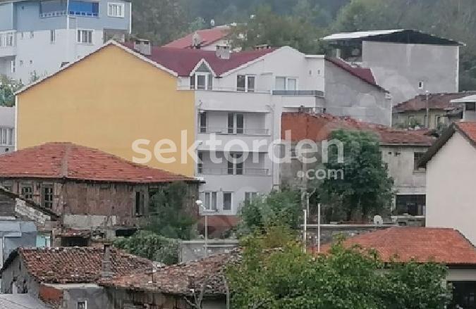 BURSA KILIÇ'TAN FİDYEKIZIK TA 1.KATTA 135m2 SATILIK 2+1 DAİRE