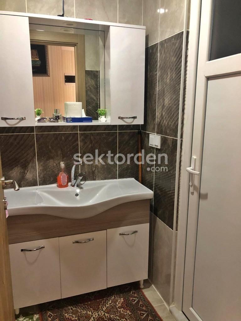 KOSOVA MAHALLESİ İTFAİYE ARKASI 3+1 ZEMİN KAT DAİRE
