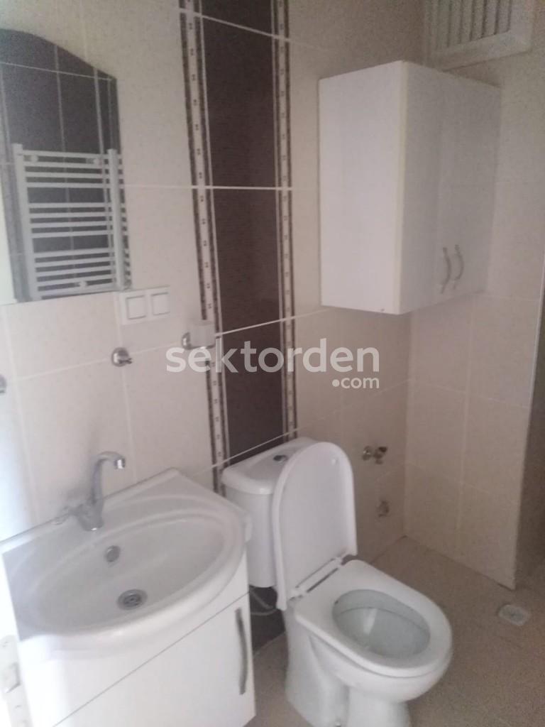 BURSA KILIÇ'TAN ALİPAŞA CADDE ÜSTÜ SATILIK 2+1 3.KAT DAİRE