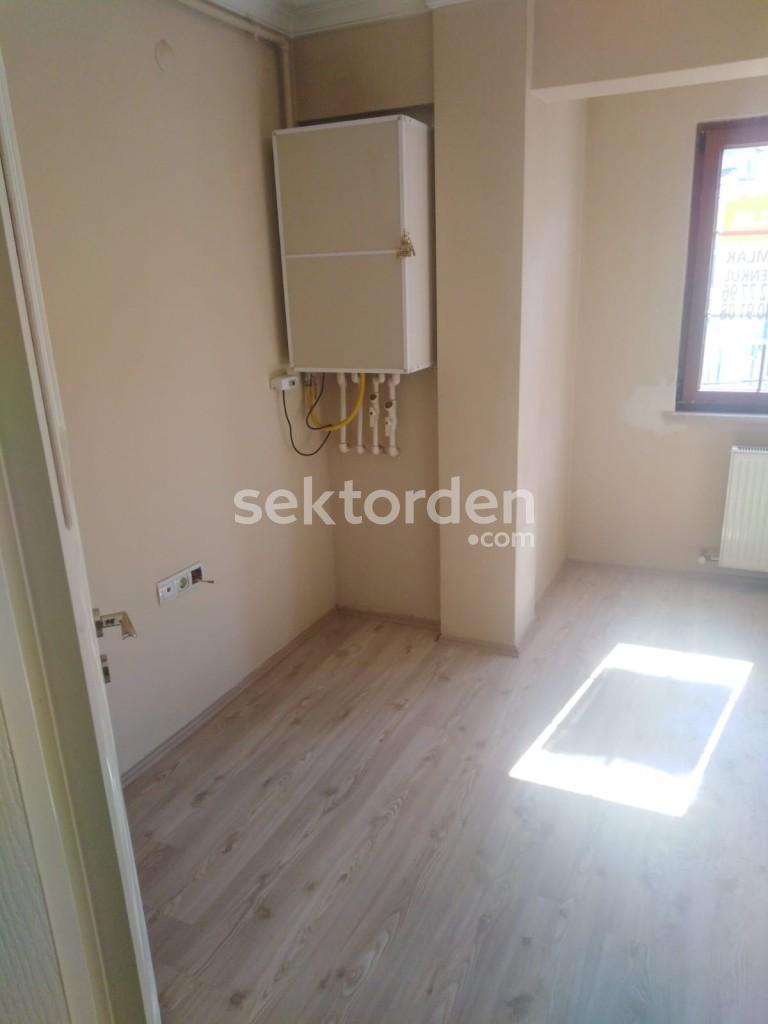 BURSA KILIÇ'TAN ALİPAŞA CADDE ÜSTÜ SATILIK 2+1 3.KAT DAİRE