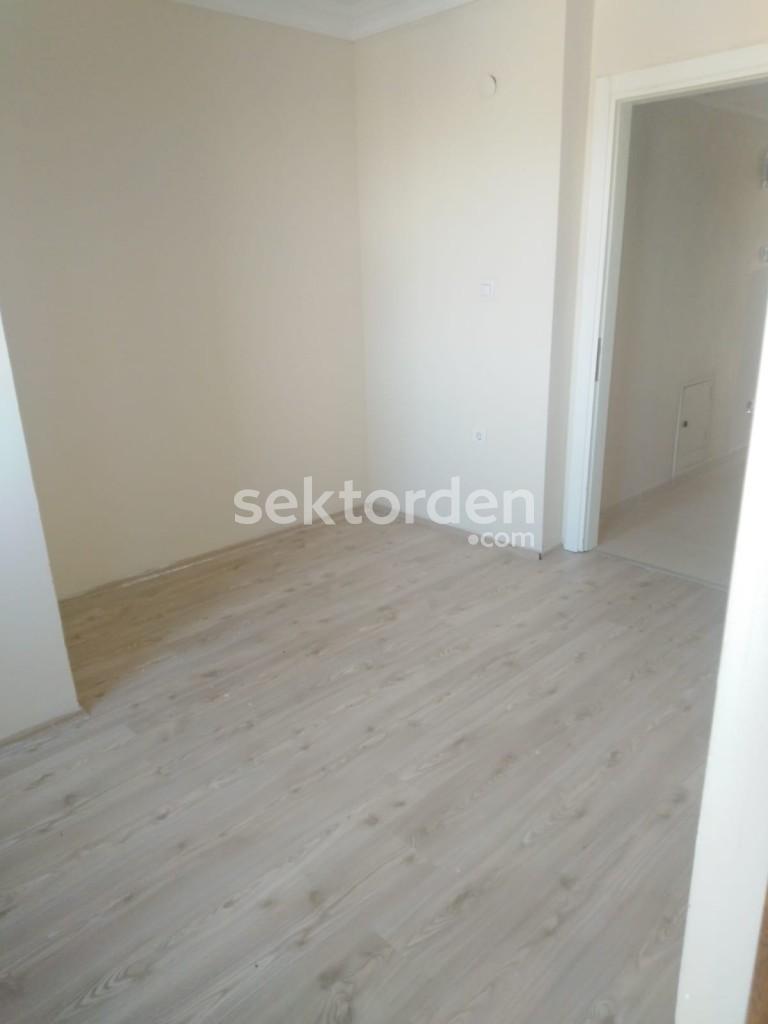 BURSA KILIÇ'TAN ALİPAŞA CADDE ÜSTÜ SATILIK 2+1 3.KAT DAİRE