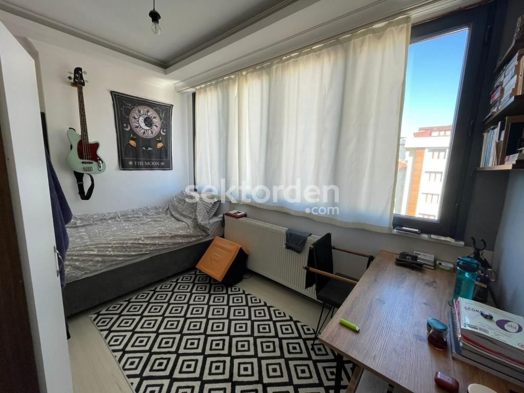 Duplex For Sale in Kartal Esentepe Central Location