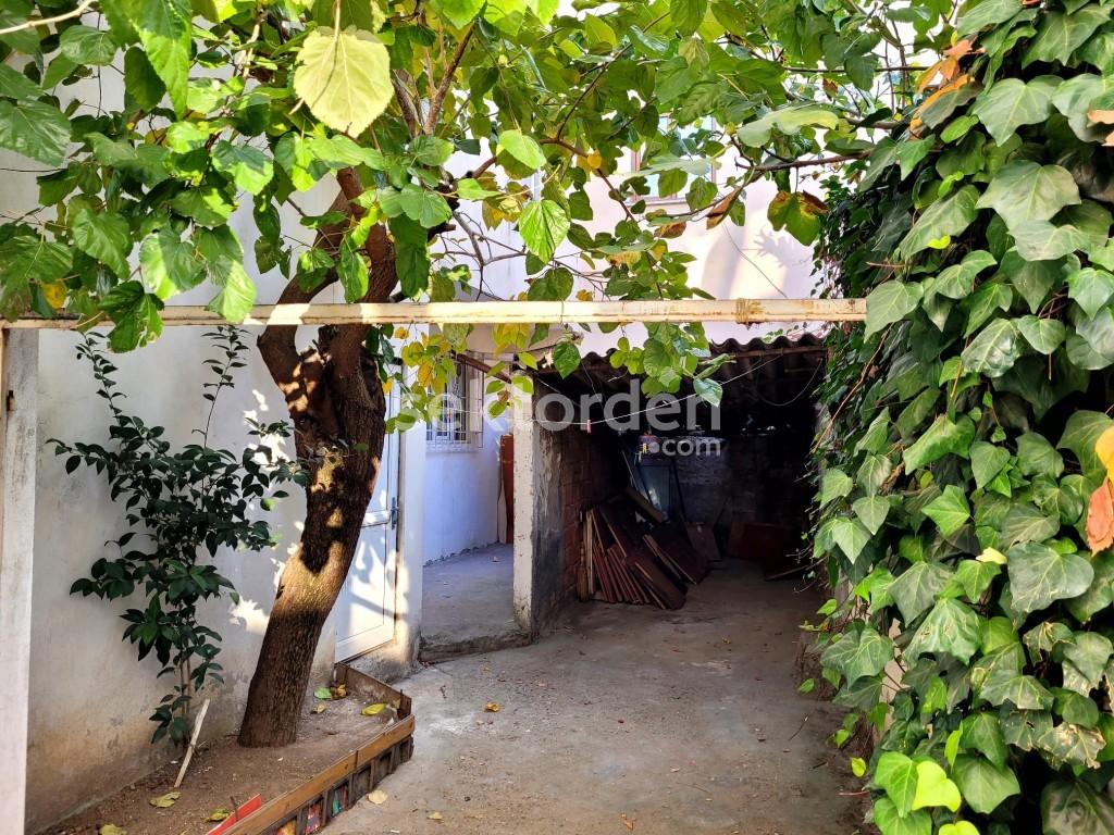 BURSA KILIÇ’TAN DEĞİRMENLİKIZIK TA 3 KATLI MÜSTAKİL EV