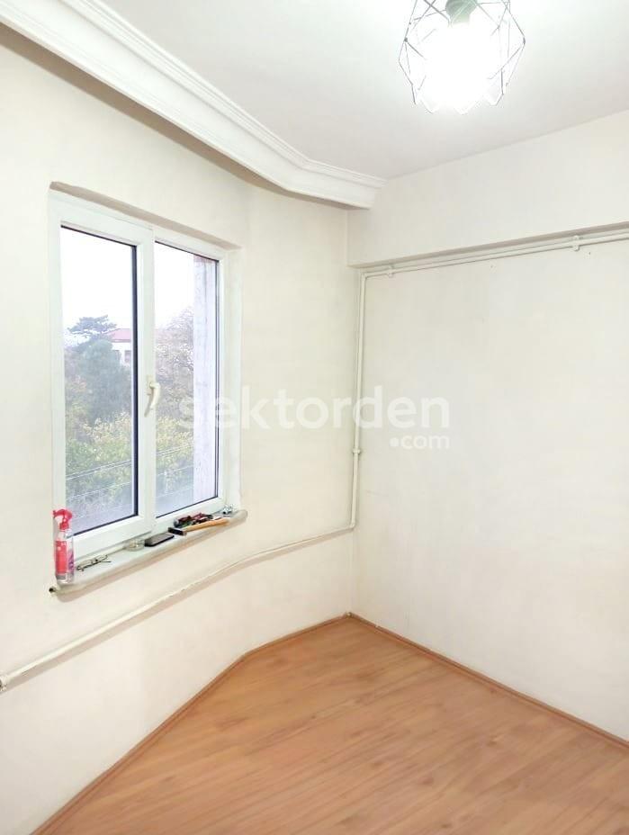 BURSA KILIÇ’TAN UMURBEY DE SATILIK 2+1 ARA KAT DAİRE